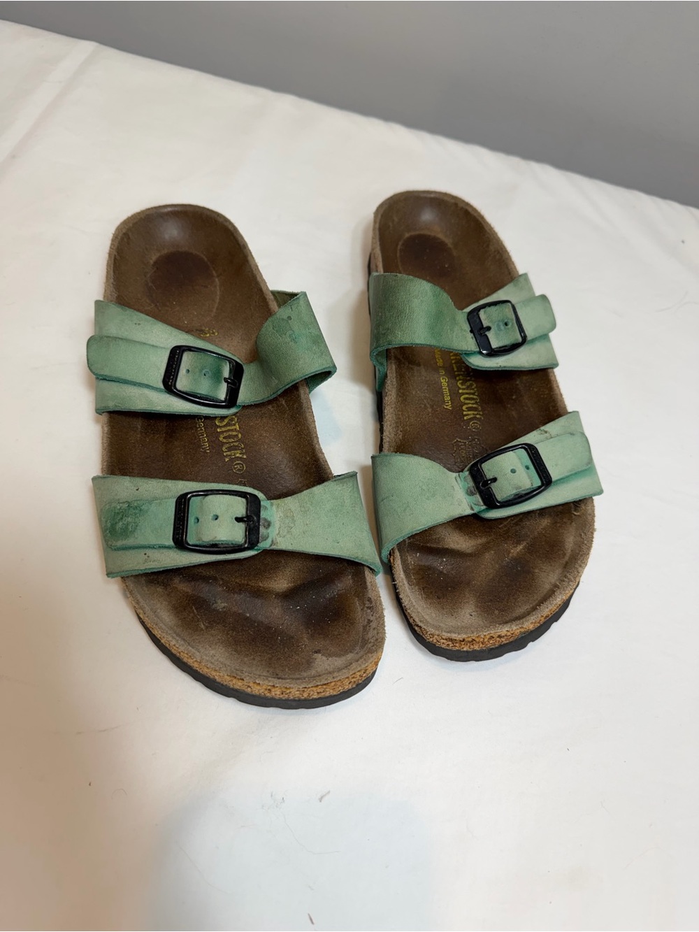 Birkenstock Arizona adjustable double strap green leather sandals size 38